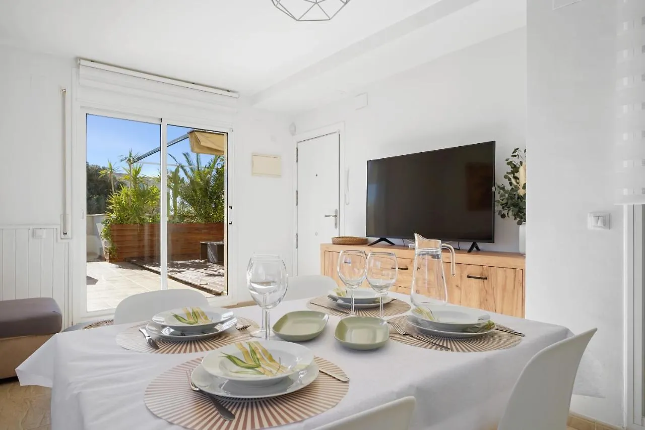 Hauzify I Apartament Mediterrani Miami Playa 0*,  Spain